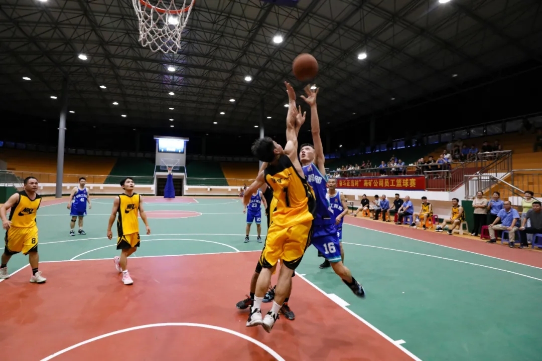 leyu乐鱼·官方web站登录入口男子篮球赛圆满落幕33.jpg